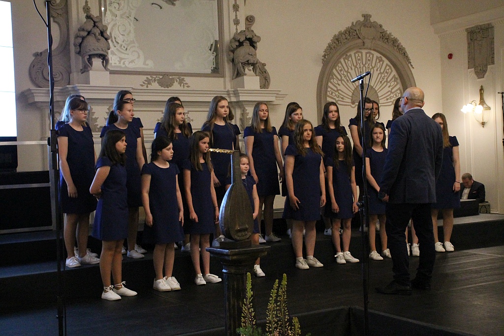 Pierwsza część koncertu konkursowego Legnica Cantat 49