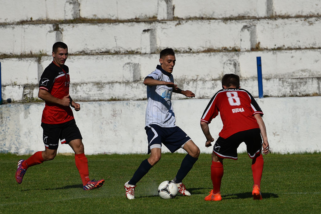Konfeks uległ Sparcie Rudna i spadł na piąte miejsce w tabeli