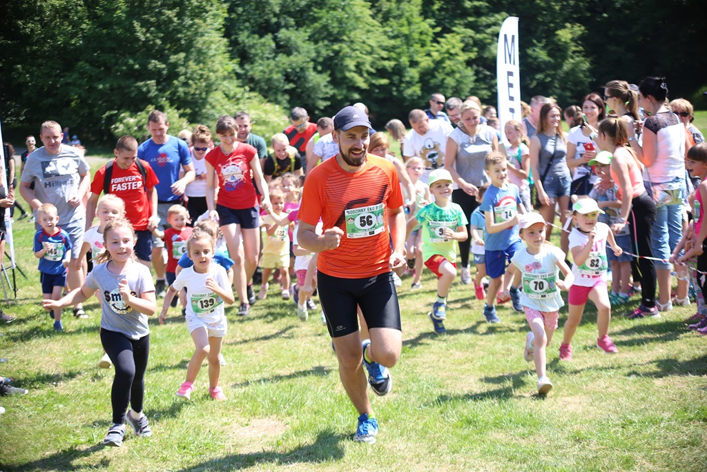 Rodzinny eko bieg z klubem „Agatka” w Lasku Złotoryjskim