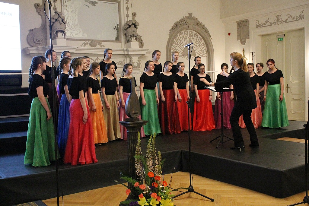 Pierwsza część koncertu konkursowego Legnica Cantat 49