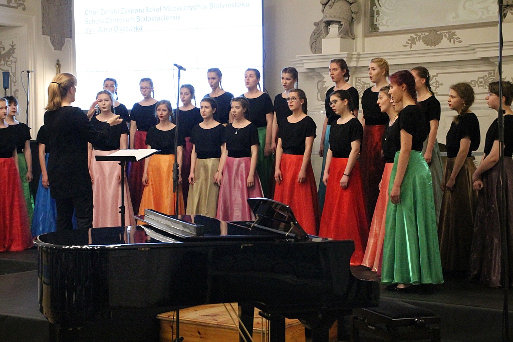 Pierwsza część koncertu konkursowego Legnica Cantat 49