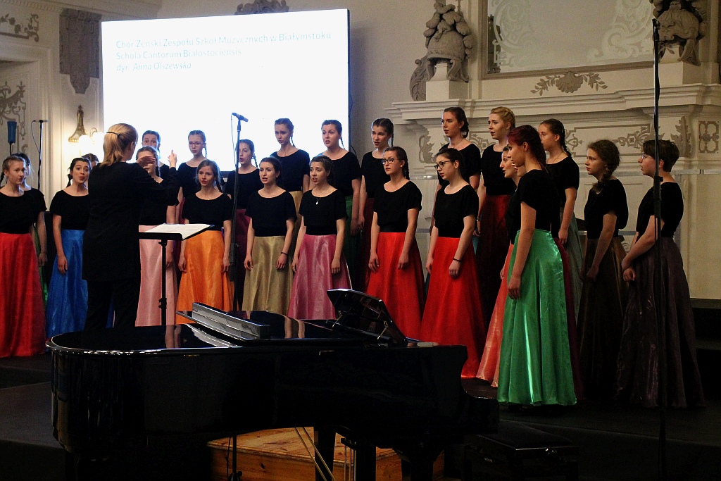 Pierwsza część koncertu konkursowego Legnica Cantat 49