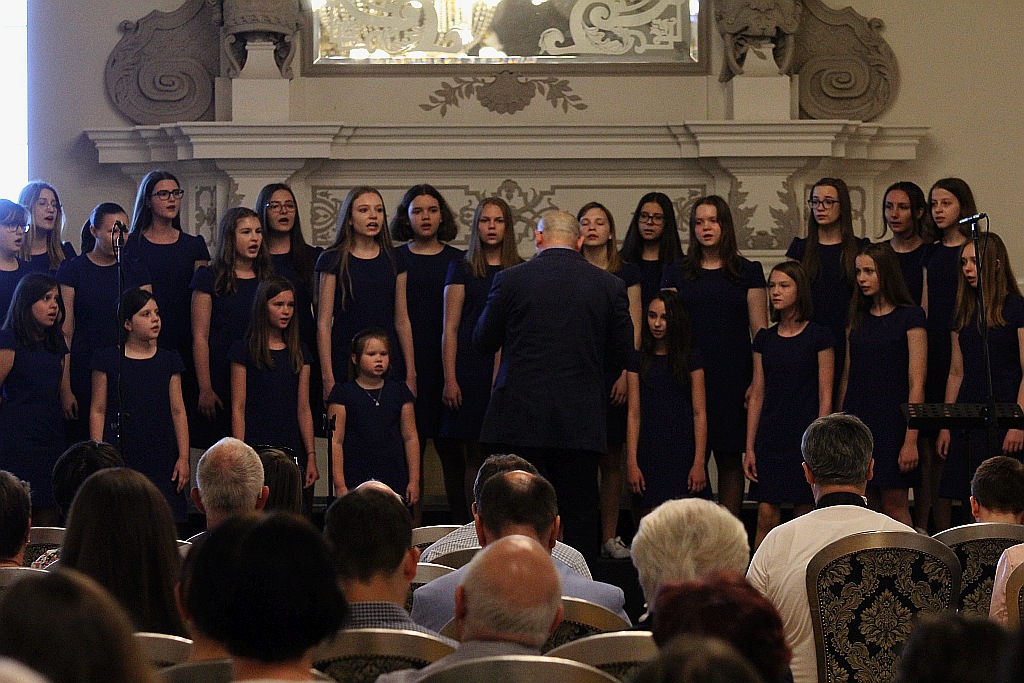 Pierwsza część koncertu konkursowego Legnica Cantat 49