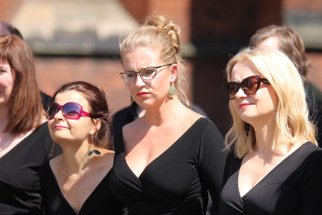 Legnica Cantat: prezentacja chórów na legnickich ulicach