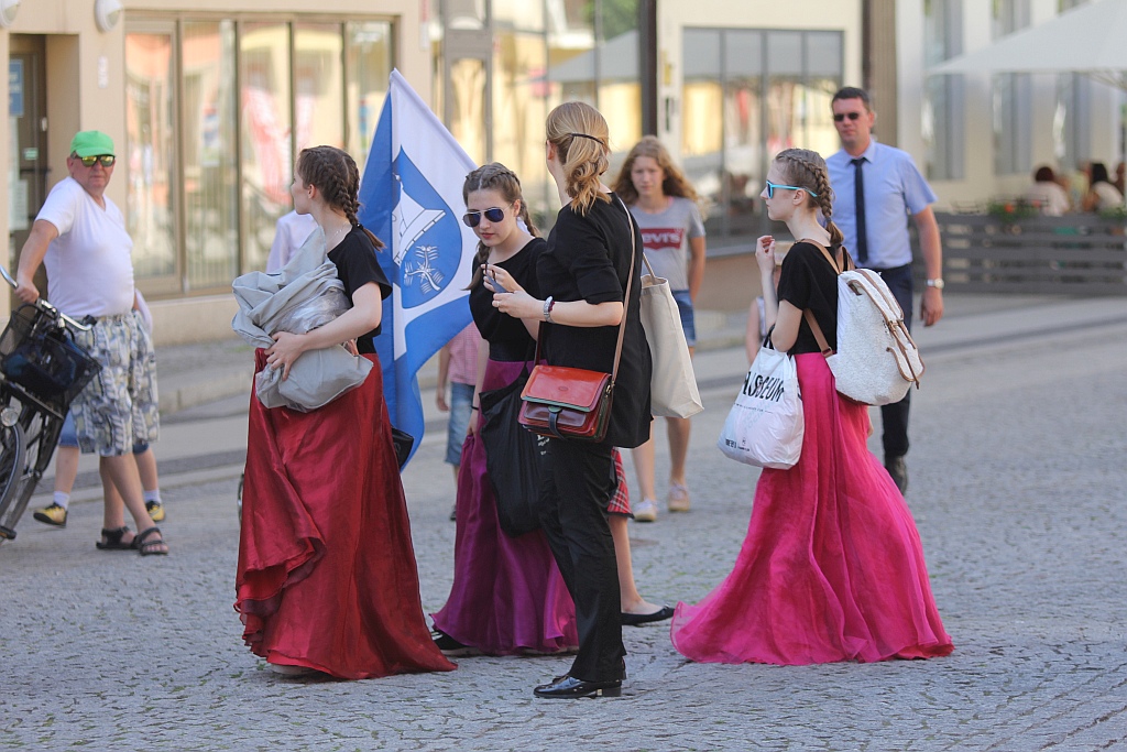 Legnica Cantat: prezentacja chórów na legnickich ulicach