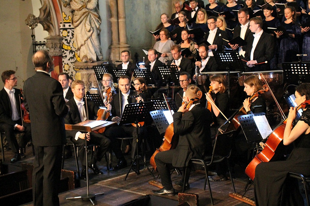 Legnica Cantat: Msza Koronacyjna W. A. Mozarta