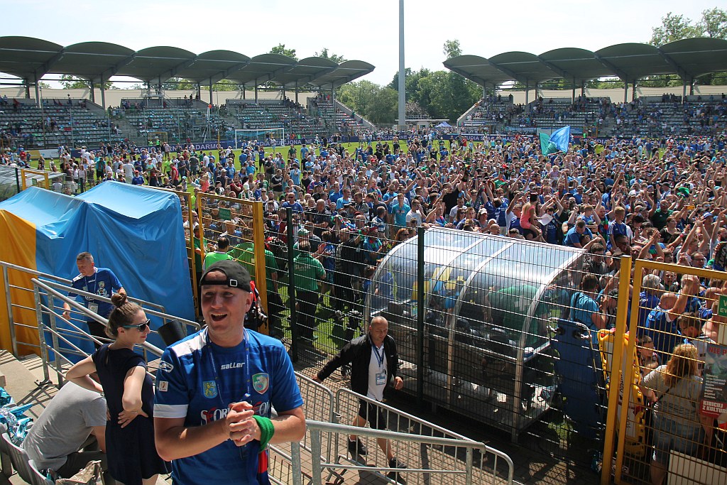 Miedź rozgromiła Chojniczankę i awansowała do ekstraklasy