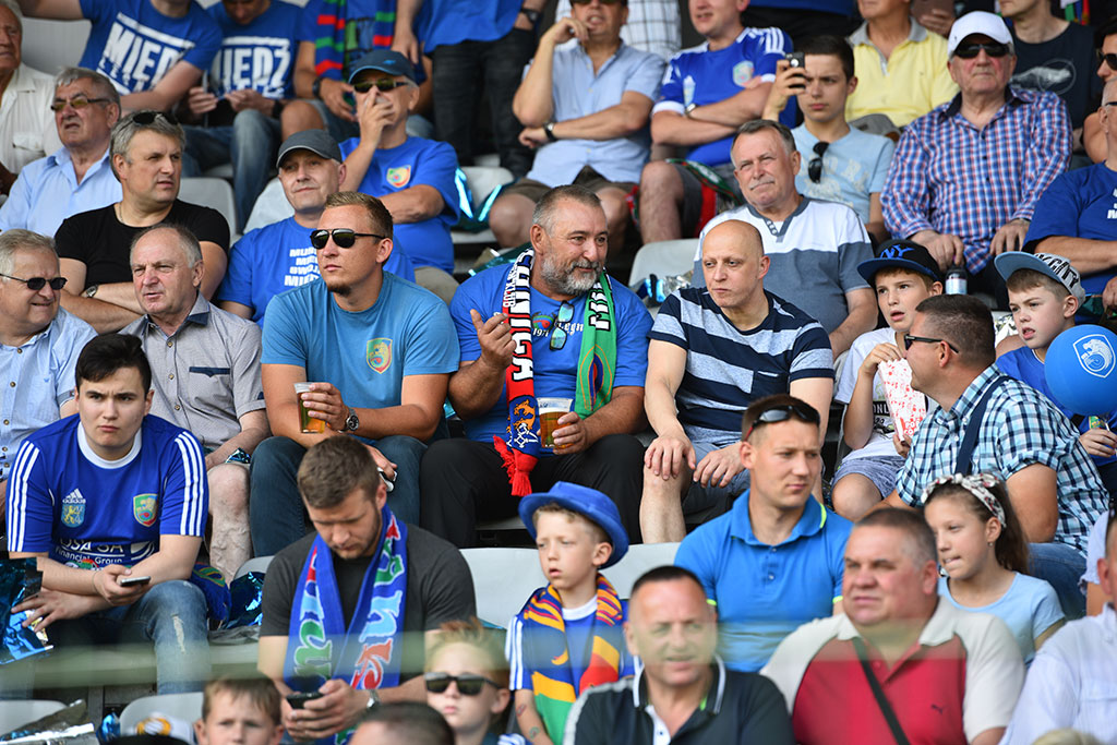 Piłkarska fiesta na trybunach. Jak kibicowaliście Miedzi