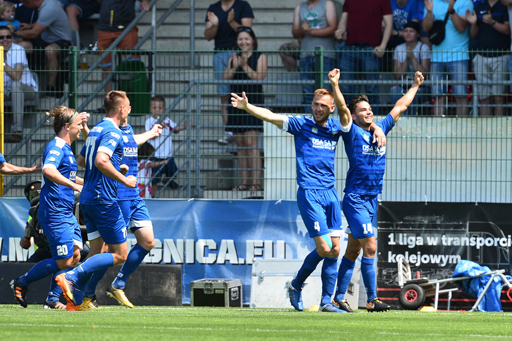 Wielkie zwycięstwo Miedzi i awans - kolejna porcja zdjęć