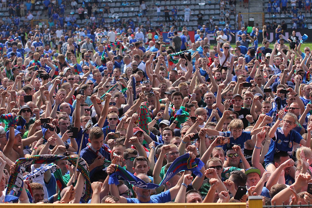 Miedź rozgromiła Chojniczankę i awansowała do ekstraklasy