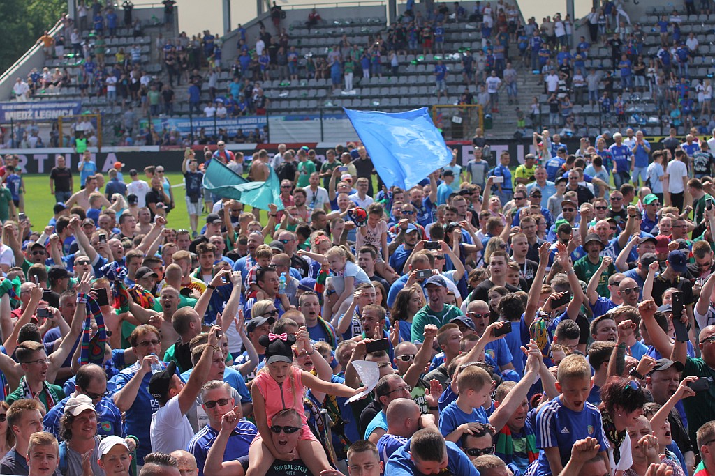 Miedź rozgromiła Chojniczankę i awansowała do ekstraklasy