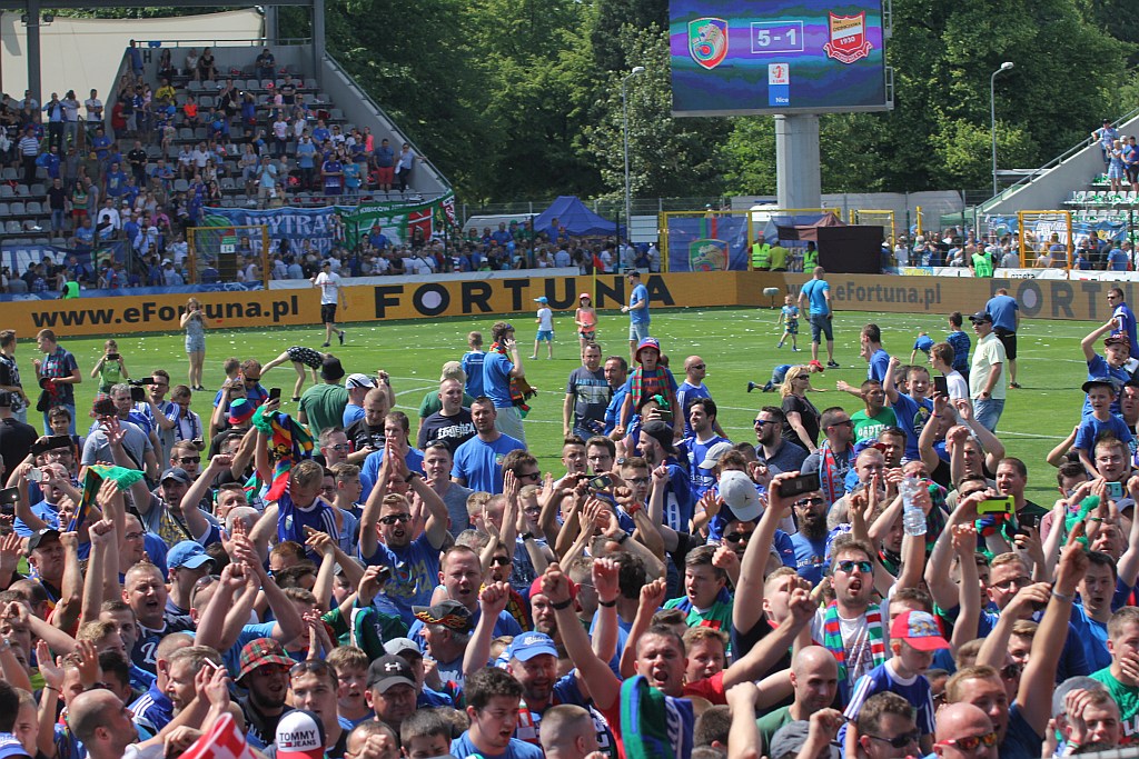 Miedź rozgromiła Chojniczankę i awansowała do ekstraklasy