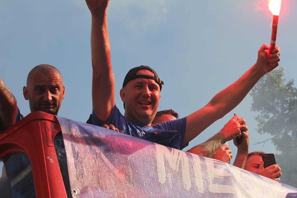 Tysiące kibiców świętowało w rynku awans do ekstraklasy - cz. 2