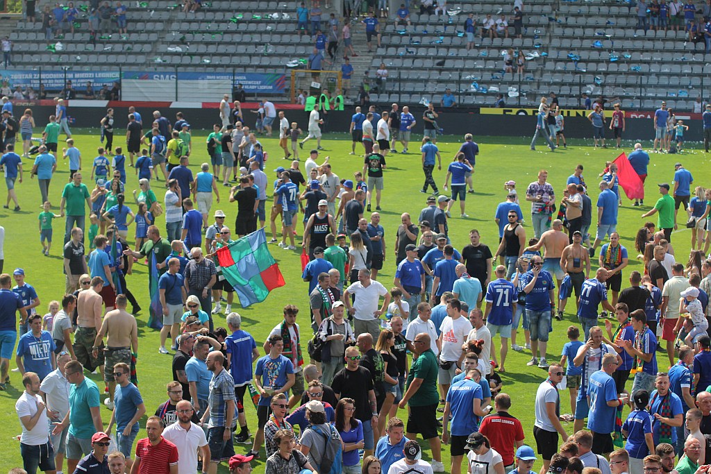 Miedź rozgromiła Chojniczankę i awansowała do ekstraklasy