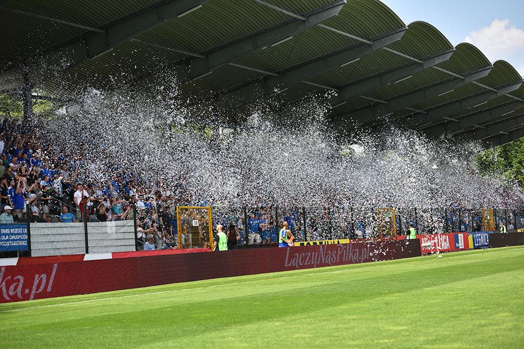 Wielkie zwycięstwo Miedzi i awans - kolejna porcja zdjęć
