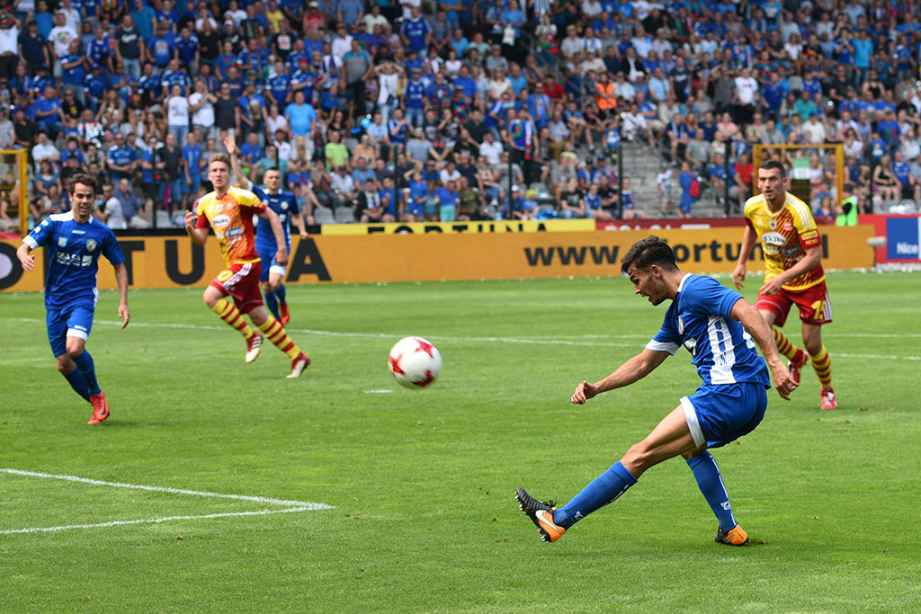 Wielkie zwycięstwo Miedzi i awans - kolejna porcja zdjęć