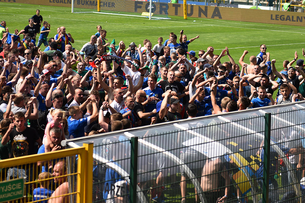 Wielkie zwycięstwo Miedzi i awans - kolejna porcja zdjęć