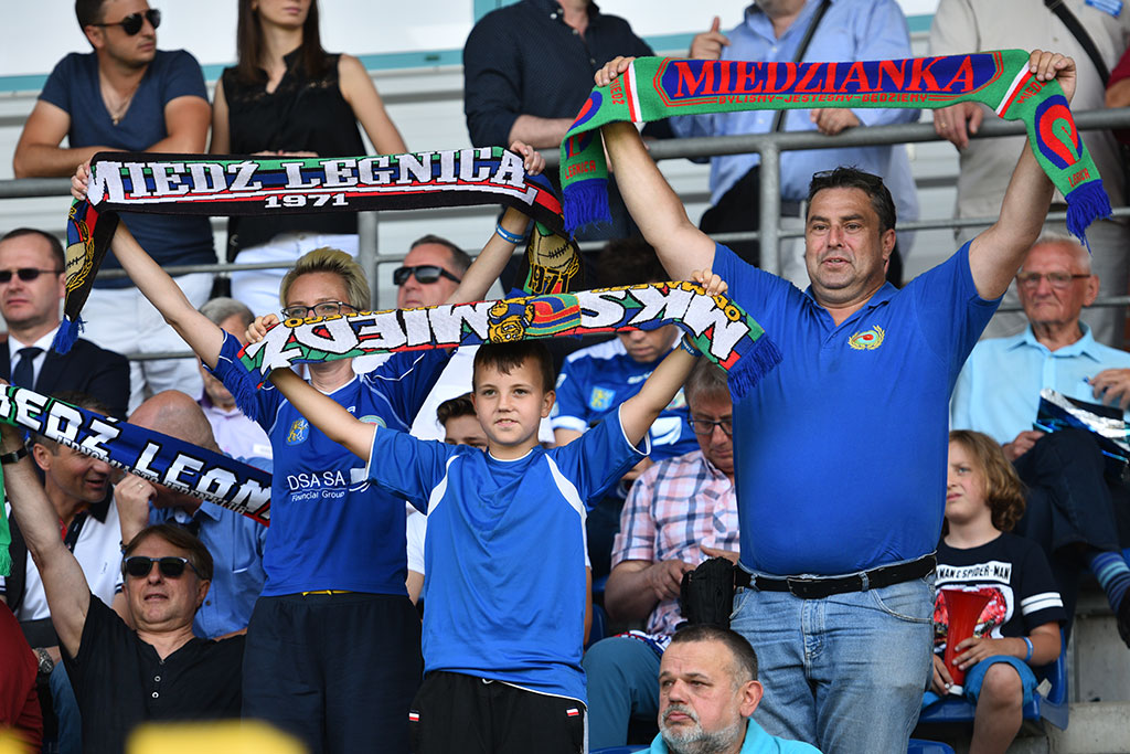 Piłkarska fiesta na trybunach. Jak kibicowaliście Miedzi