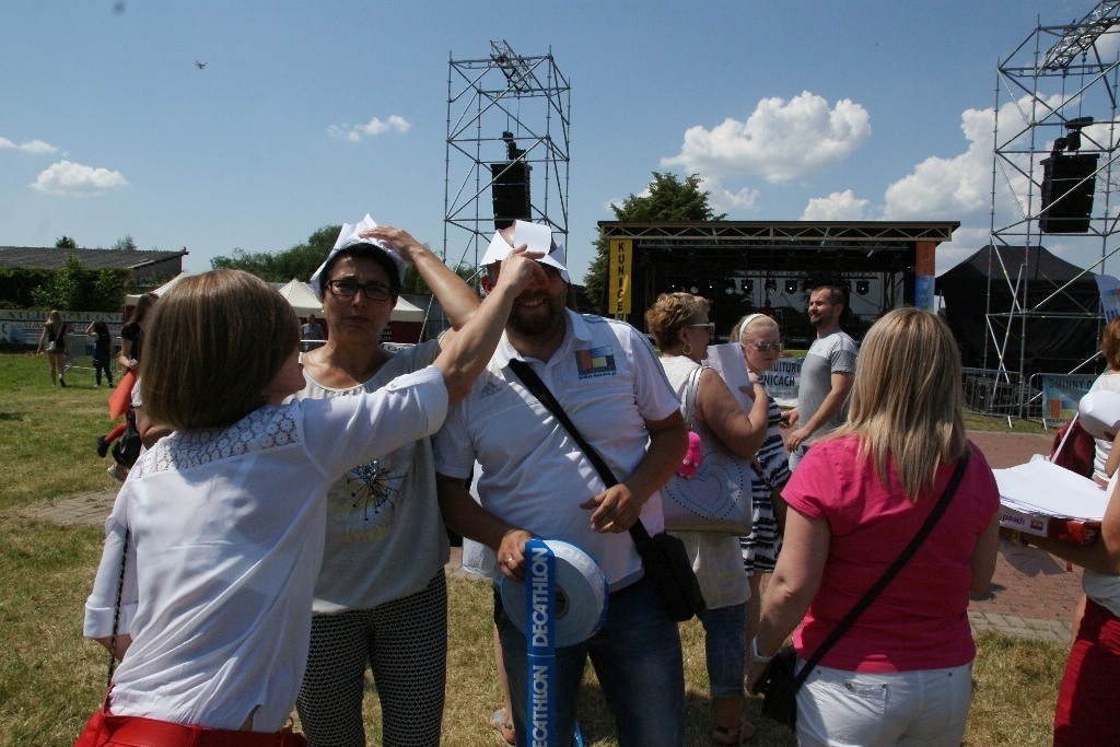 Majówka nad Jeziorem Kunickim przyciągnęła prawdziwe tłumy