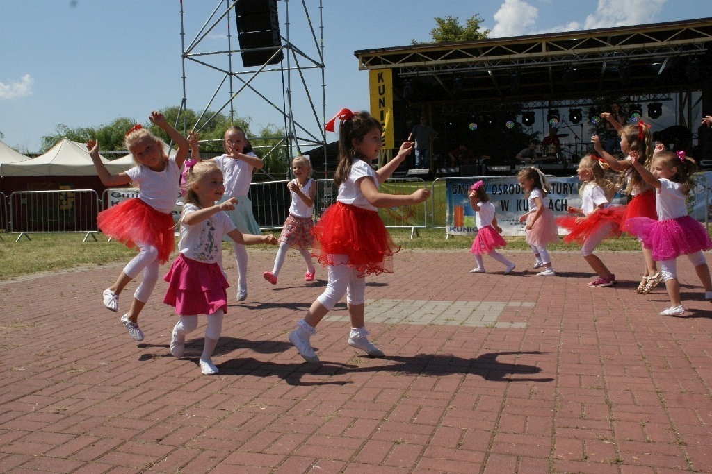 Majówka nad Jeziorem Kunickim przyciągnęła prawdziwe tłumy