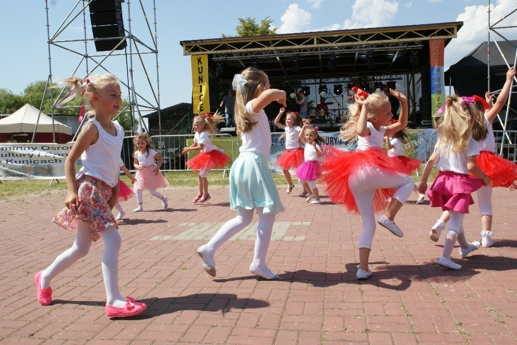 Majówka nad Jeziorem Kunickim przyciągnęła prawdziwe tłumy