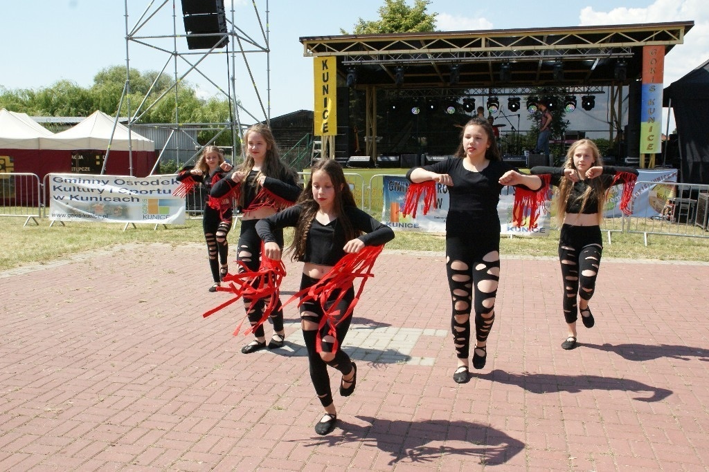 Majówka nad Jeziorem Kunickim przyciągnęła prawdziwe tłumy