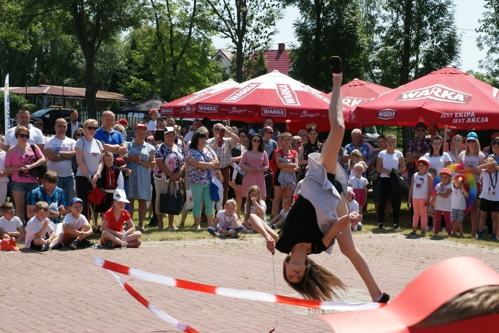 Majówka nad Jeziorem Kunickim przyciągnęła prawdziwe tłumy