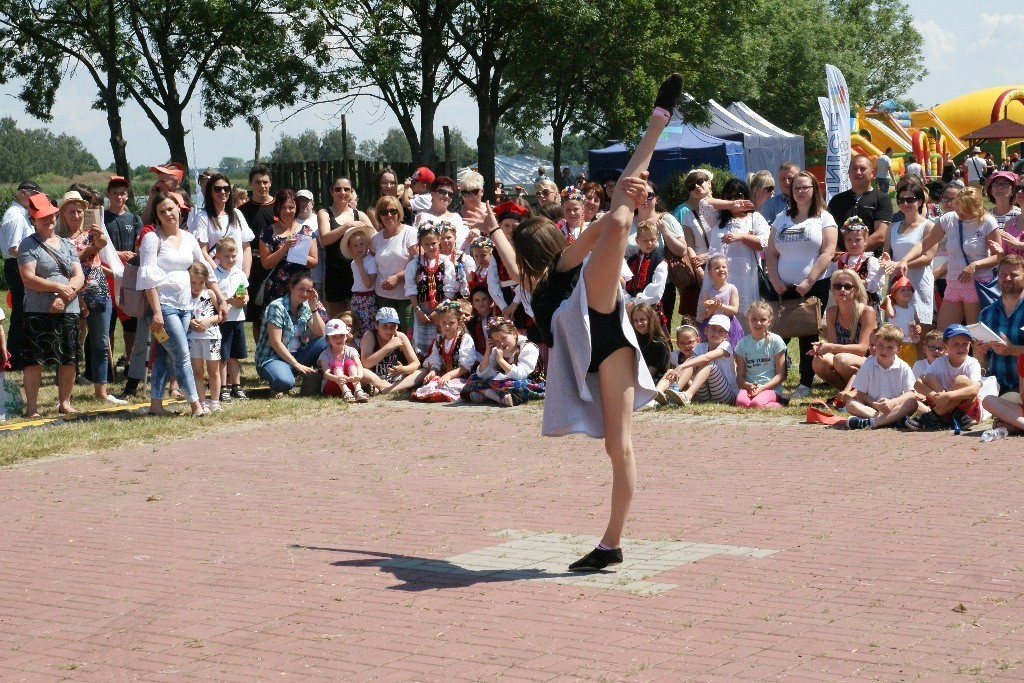 Majówka nad Jeziorem Kunickim przyciągnęła prawdziwe tłumy