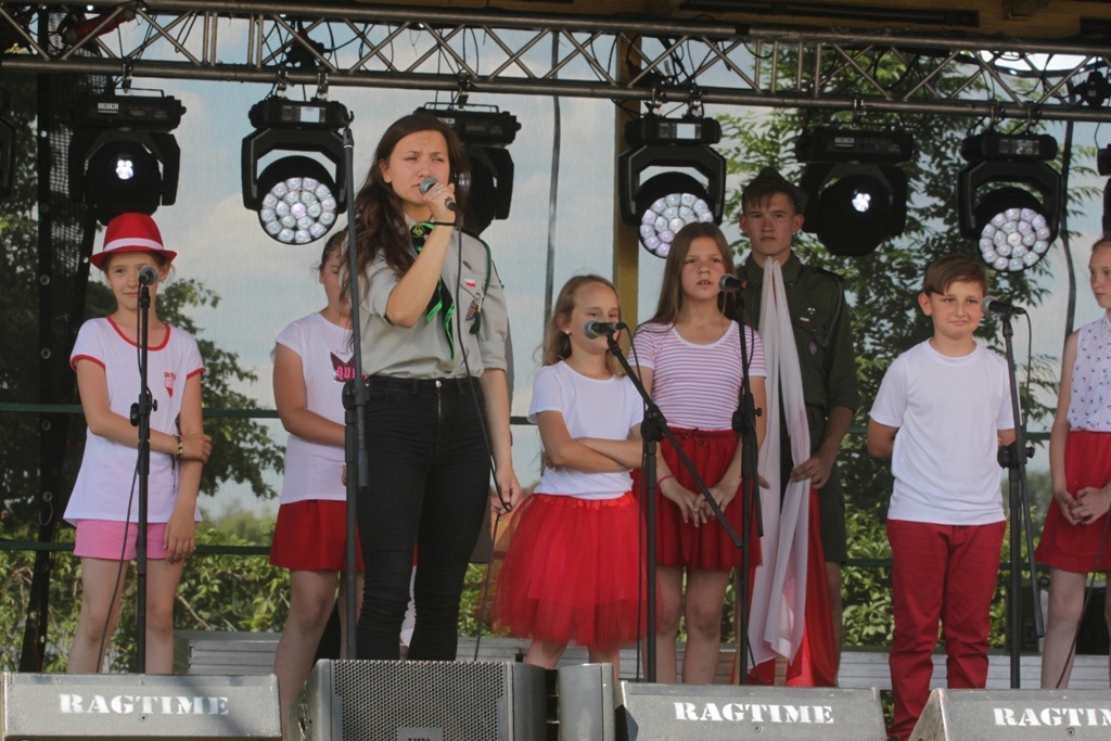 Majówka nad Jeziorem Kunickim przyciągnęła prawdziwe tłumy