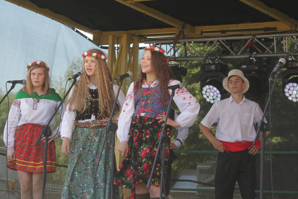 Majówka nad Jeziorem Kunickim przyciągnęła prawdziwe tłumy