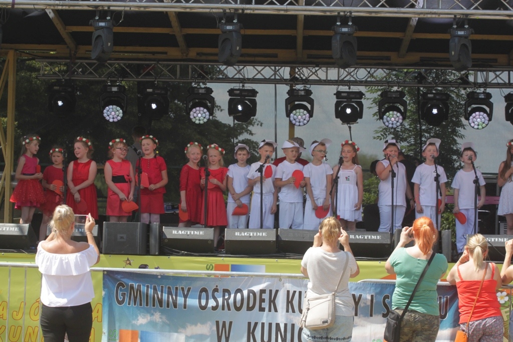 Majówka nad Jeziorem Kunickim przyciągnęła prawdziwe tłumy