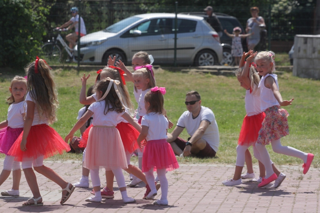 Majówka nad Jeziorem Kunickim przyciągnęła prawdziwe tłumy
