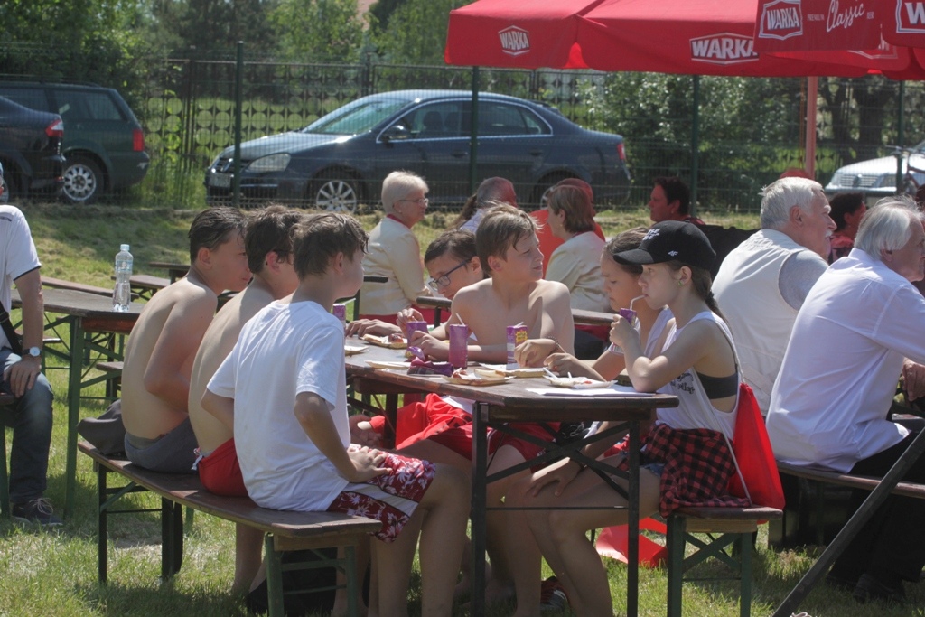 Majówka nad Jeziorem Kunickim przyciągnęła prawdziwe tłumy