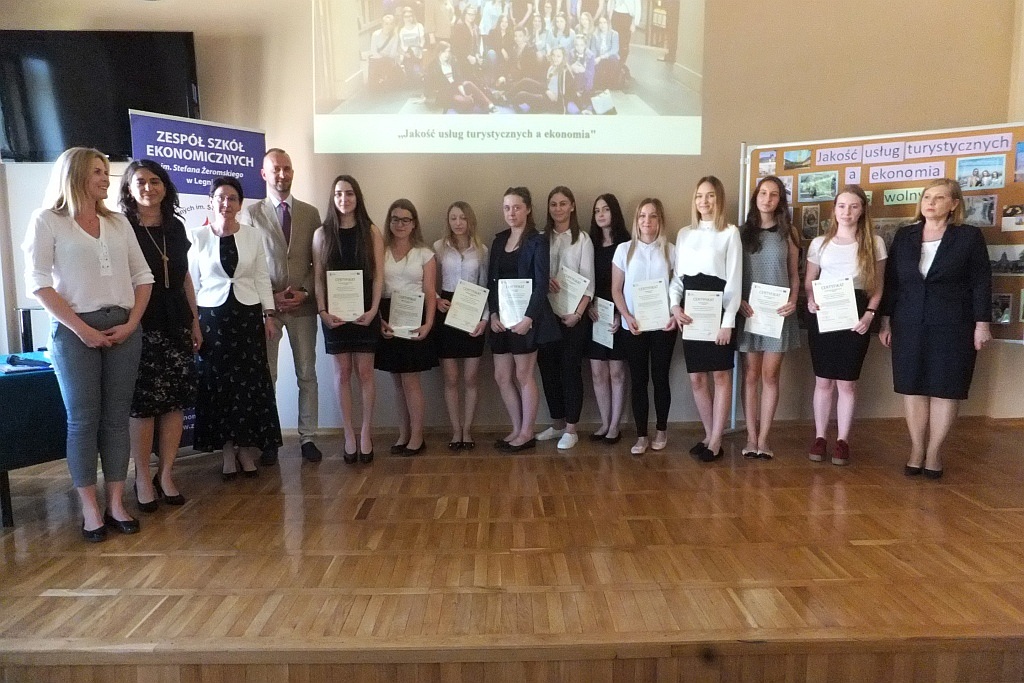 W „Ekonomie” odebrali certyfikaty z odbytego w Lipsku stażu