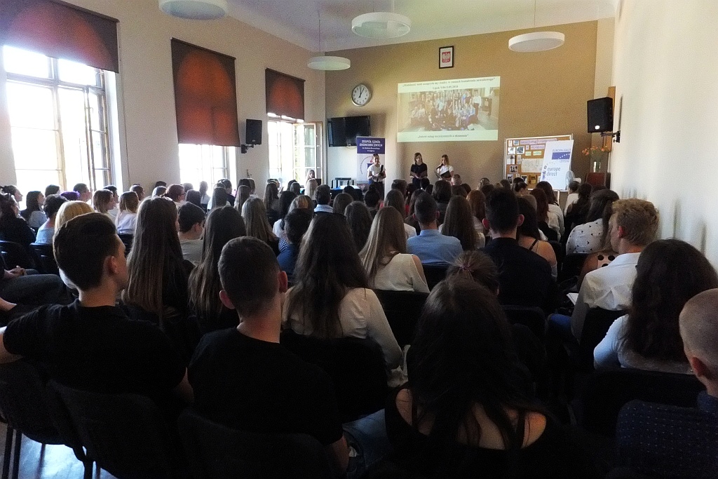 W „Ekonomie” odebrali certyfikaty z odbytego w Lipsku stażu