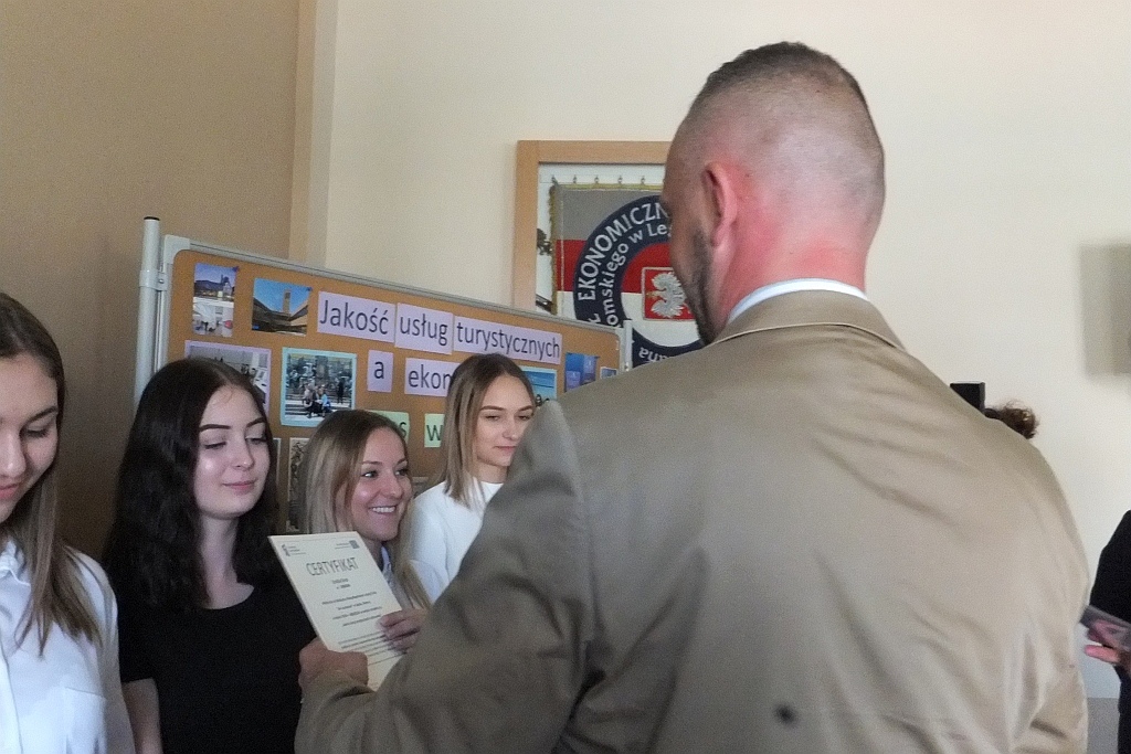 W „Ekonomie” odebrali certyfikaty z odbytego w Lipsku stażu