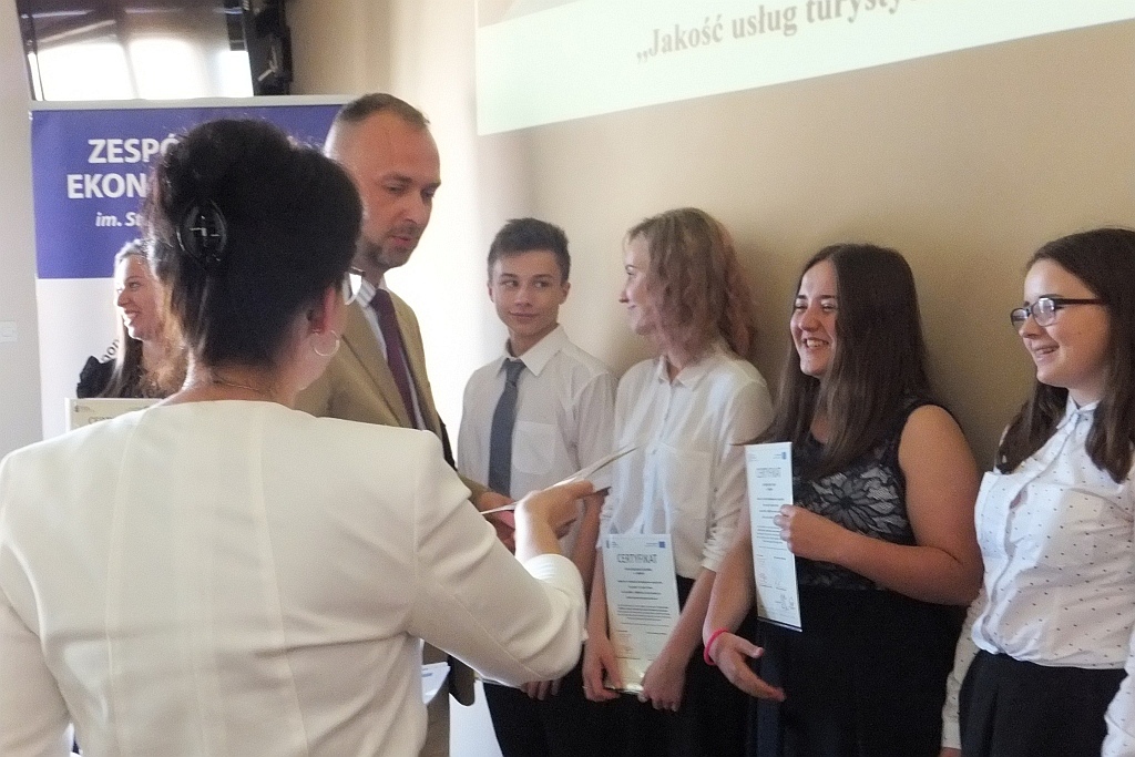 W „Ekonomie” odebrali certyfikaty z odbytego w Lipsku stażu