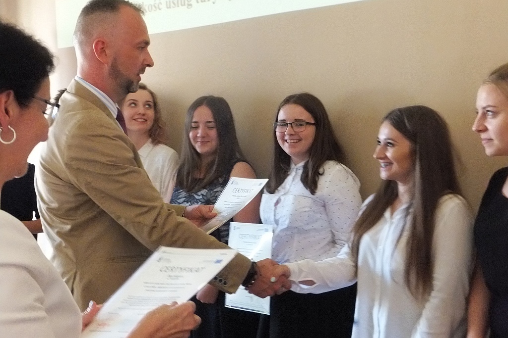 W „Ekonomie” odebrali certyfikaty z odbytego w Lipsku stażu