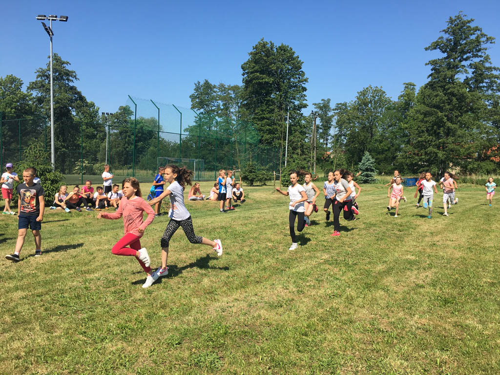 W Rui odbyły się biegi przełajowe dla uczniów z całego powiatu