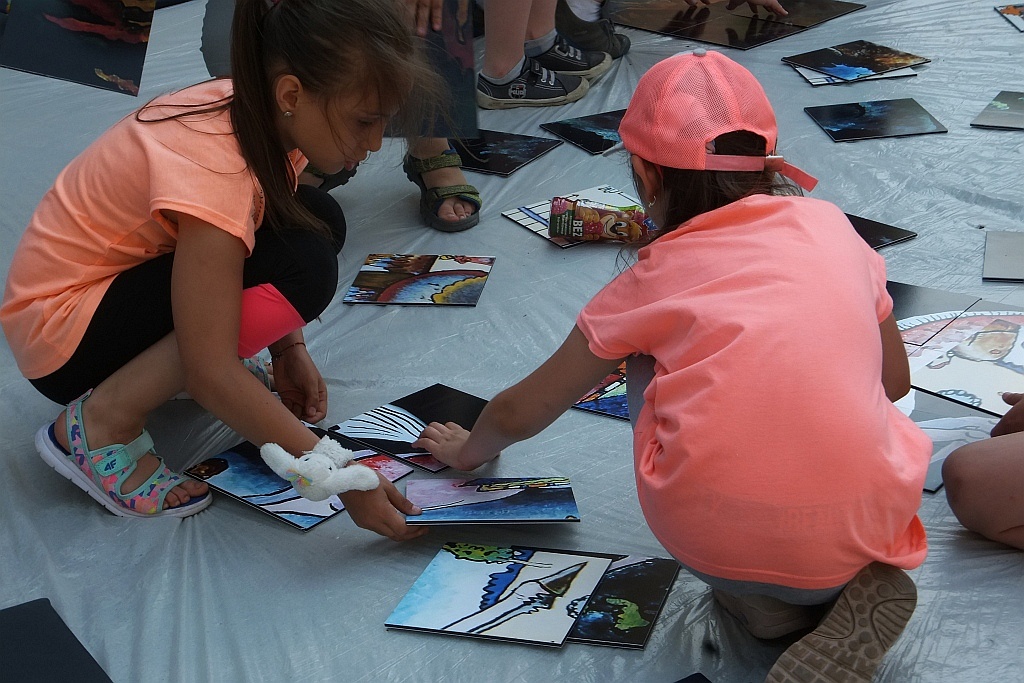 „Artystyczne puzzle” powstawały na legnickim rynku