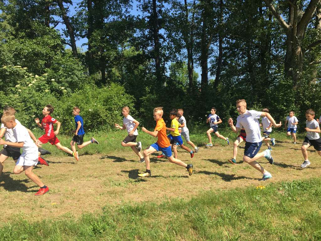 W Rui odbyły się biegi przełajowe dla uczniów z całego powiatu