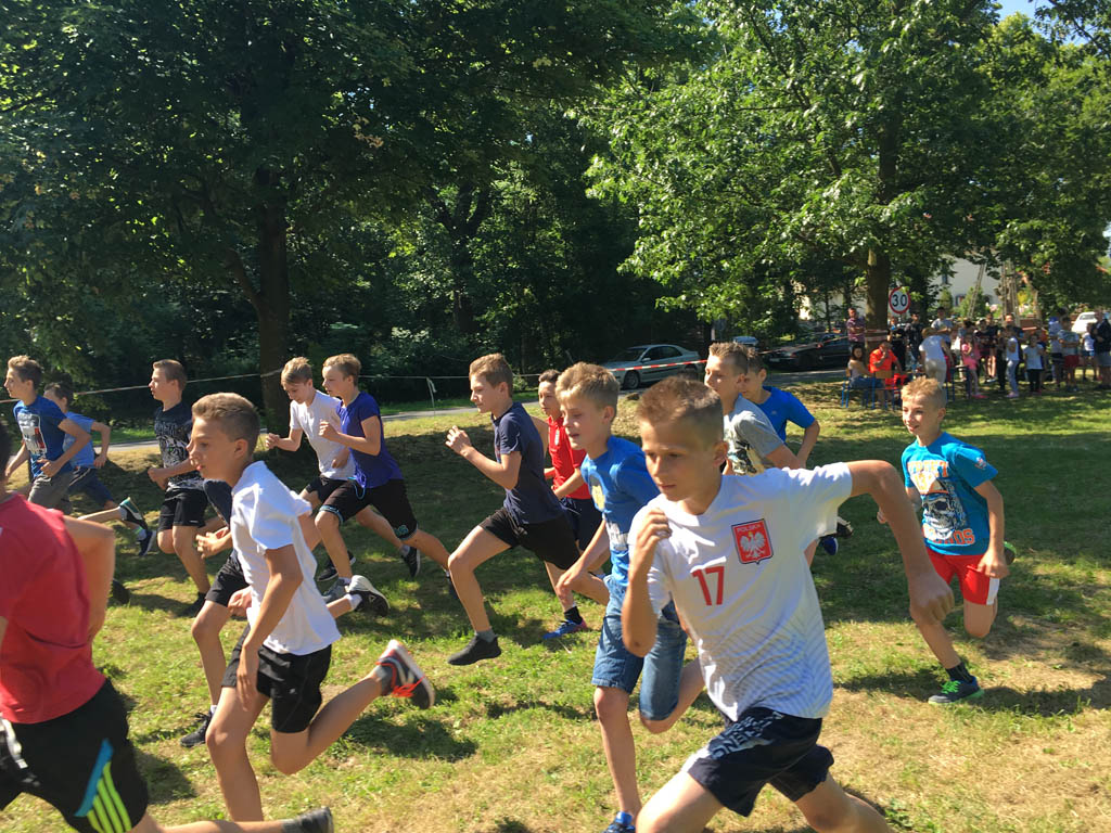 W Rui odbyły się biegi przełajowe dla uczniów z całego powiatu