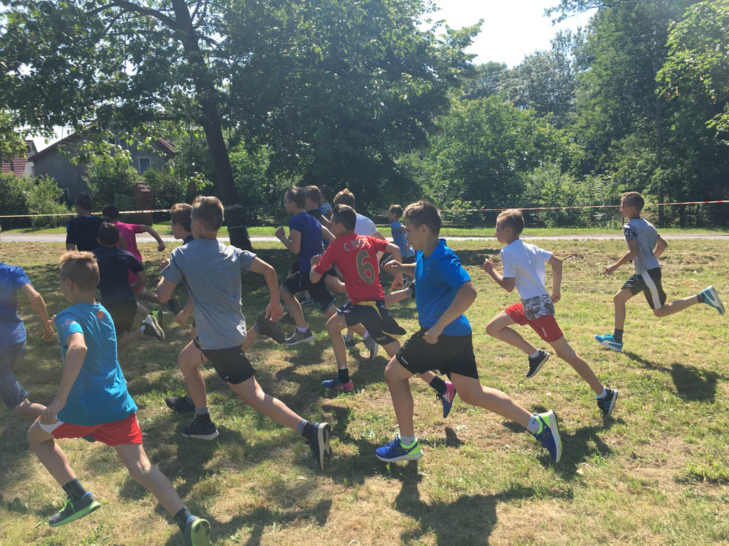 W Rui odbyły się biegi przełajowe dla uczniów z całego powiatu