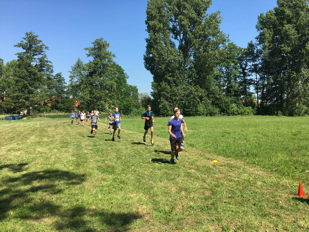 W Rui odbyły się biegi przełajowe dla uczniów z całego powiatu