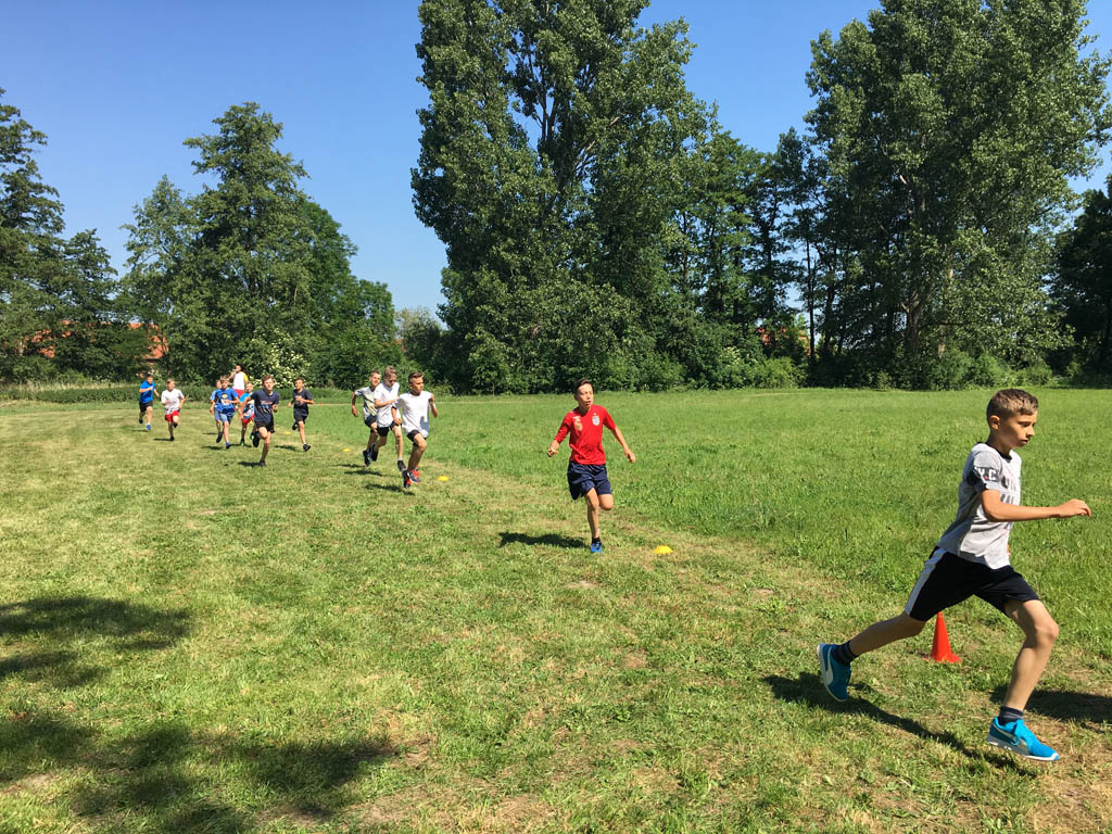 W Rui odbyły się biegi przełajowe dla uczniów z całego powiatu