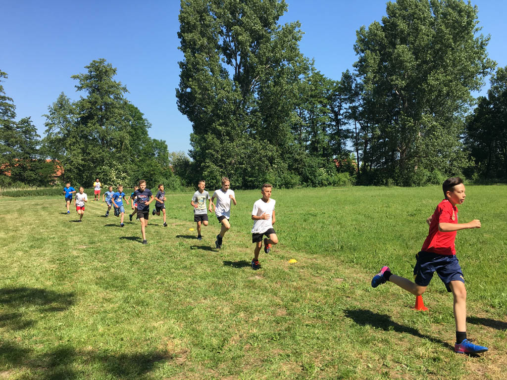W Rui odbyły się biegi przełajowe dla uczniów z całego powiatu