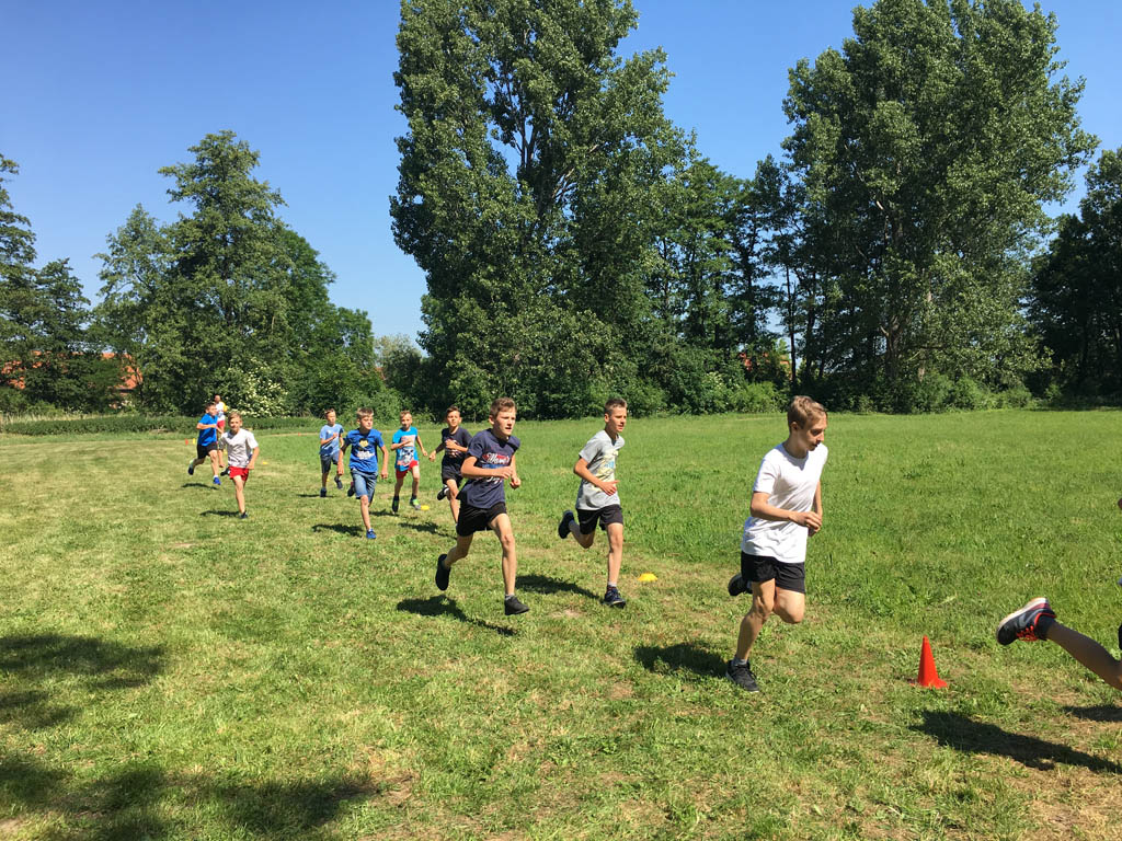 W Rui odbyły się biegi przełajowe dla uczniów z całego powiatu