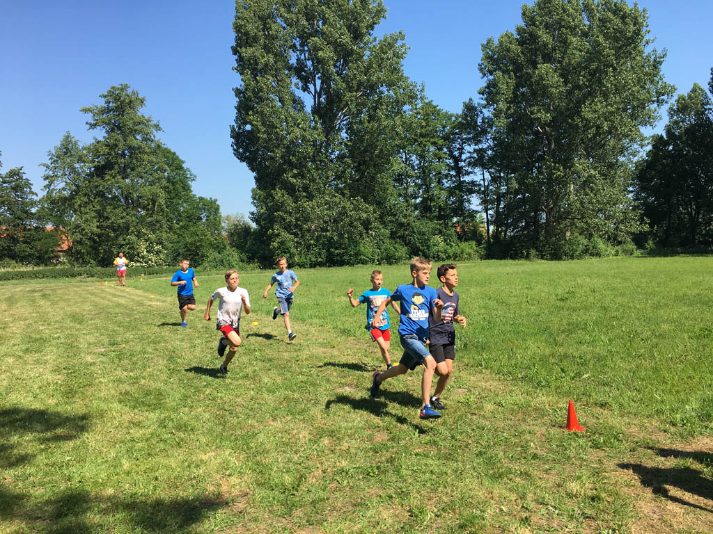 W Rui odbyły się biegi przełajowe dla uczniów z całego powiatu