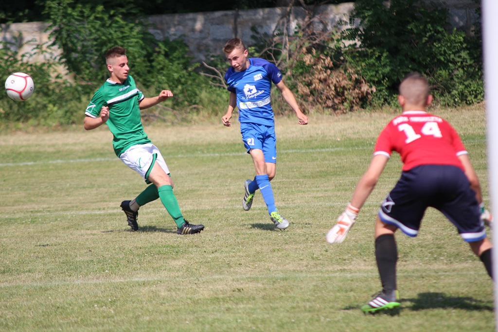 Mewa Kunice pewnie wygrała na wyjeździe z Parkiem Targoszyn