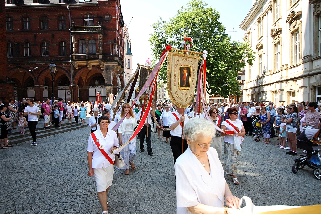 Procesji Bożego Ciała w Legnica - nasza fotorelacja